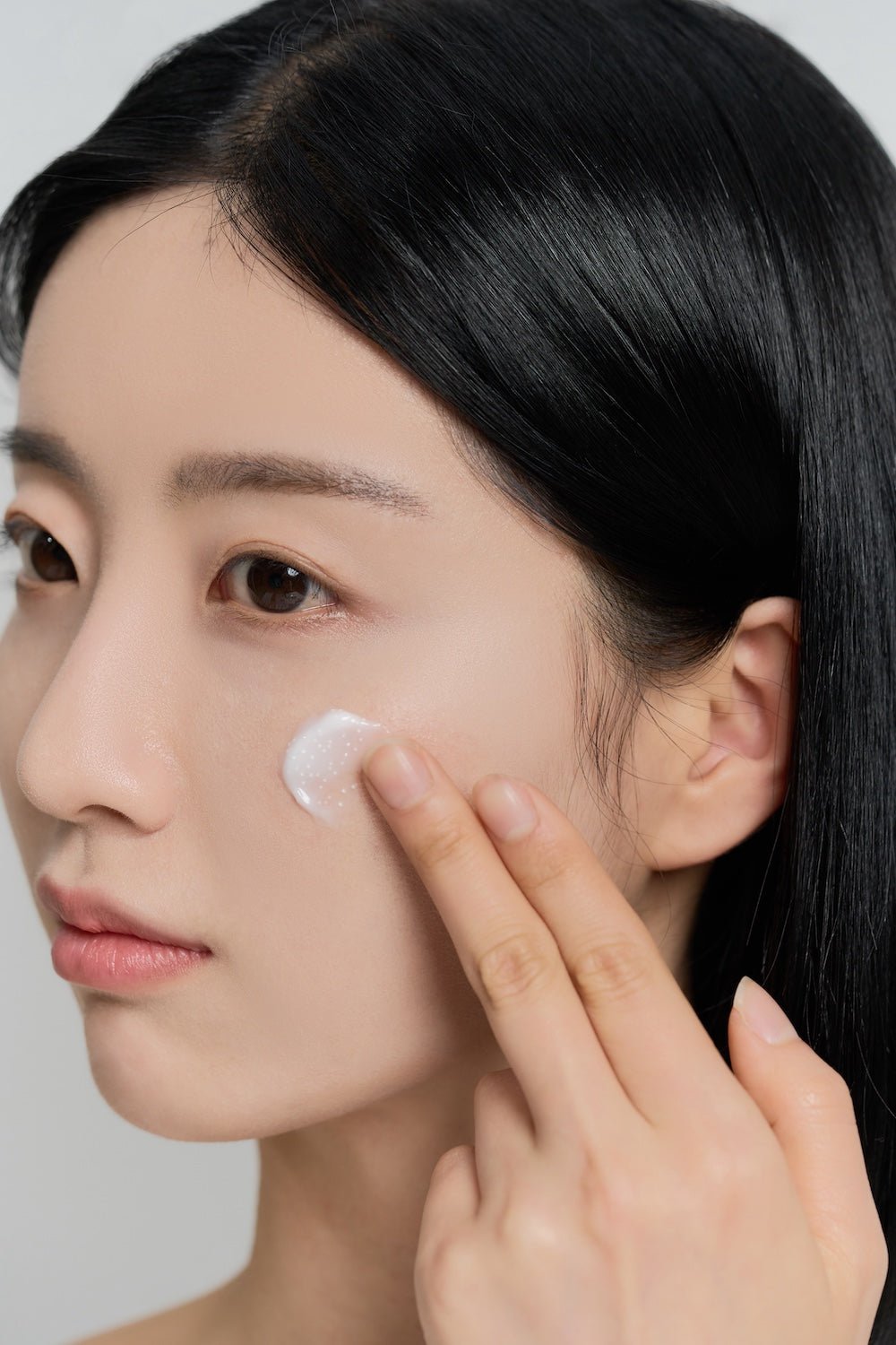 Skin1004 Madagascar Centella Tone Brightening Capsule Cream 75ml - Komiko Beauty